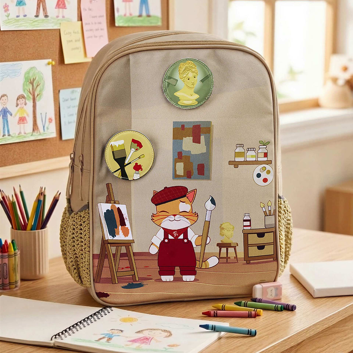 Filli & Me Paints a Picture HugBag Backpack, 17L